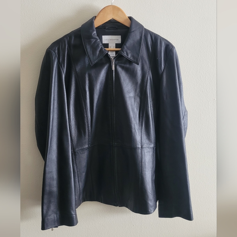 Vintage Liz Claiborne genuine soft leather jacket Women's XL, classic black.